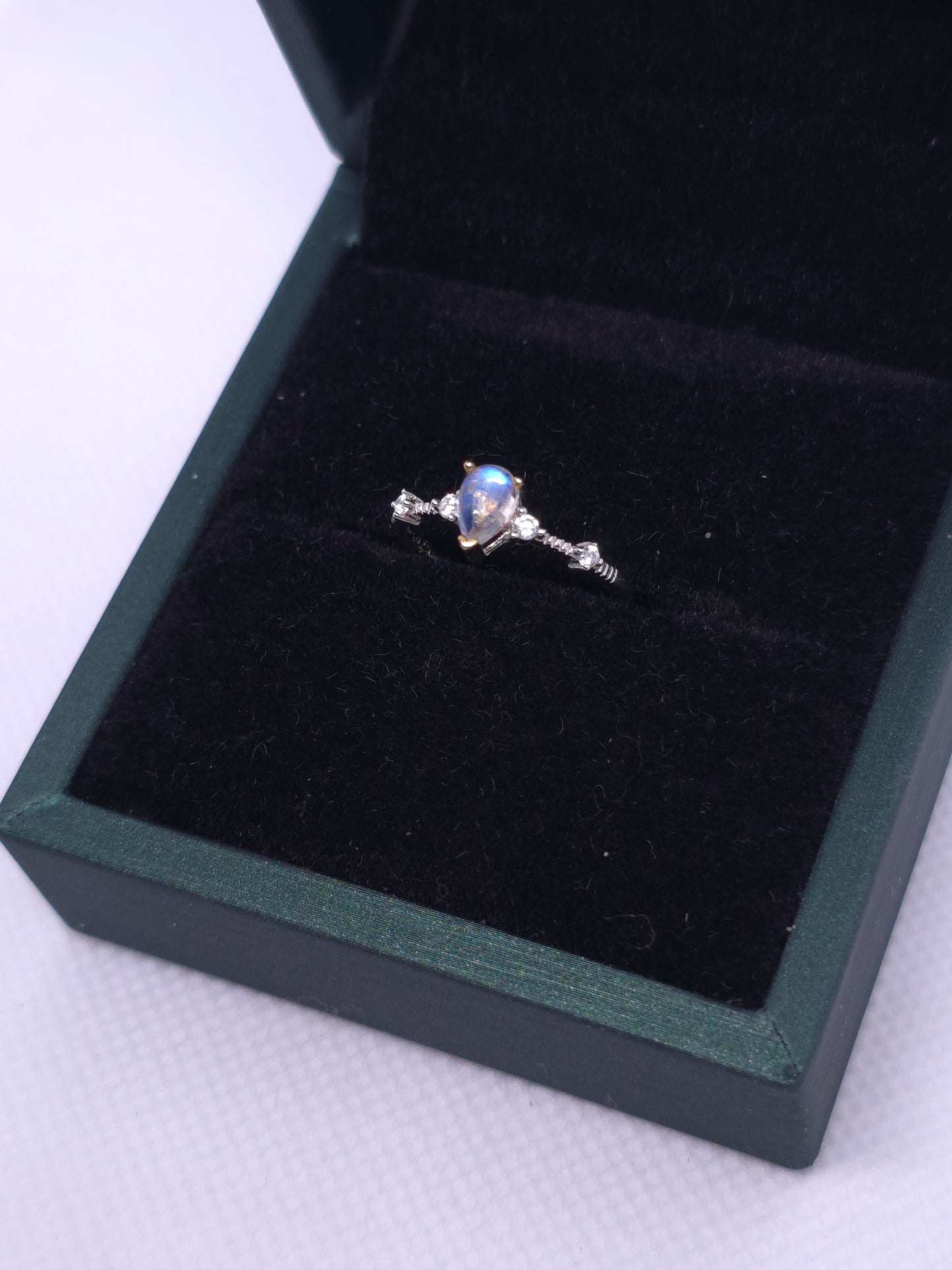 S925 - Moonstone Teardrop Ring