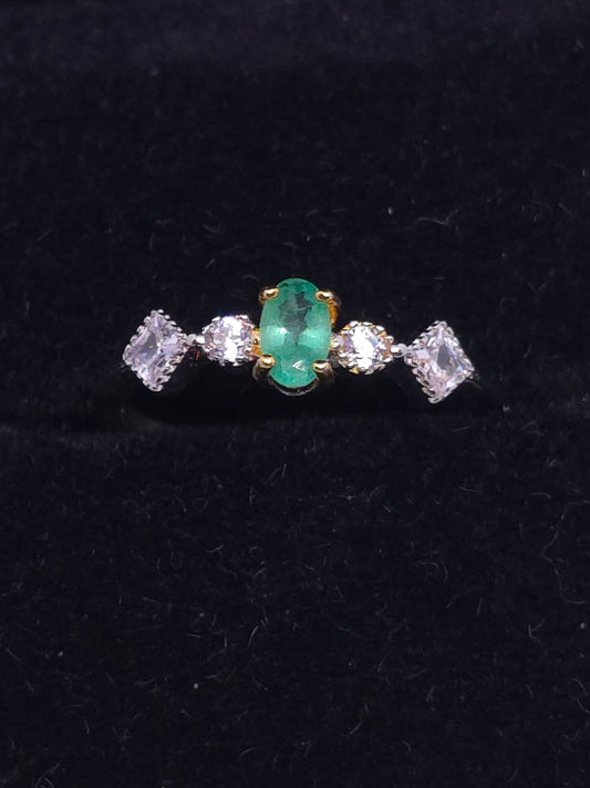 S925 - Emerald Prong Ring