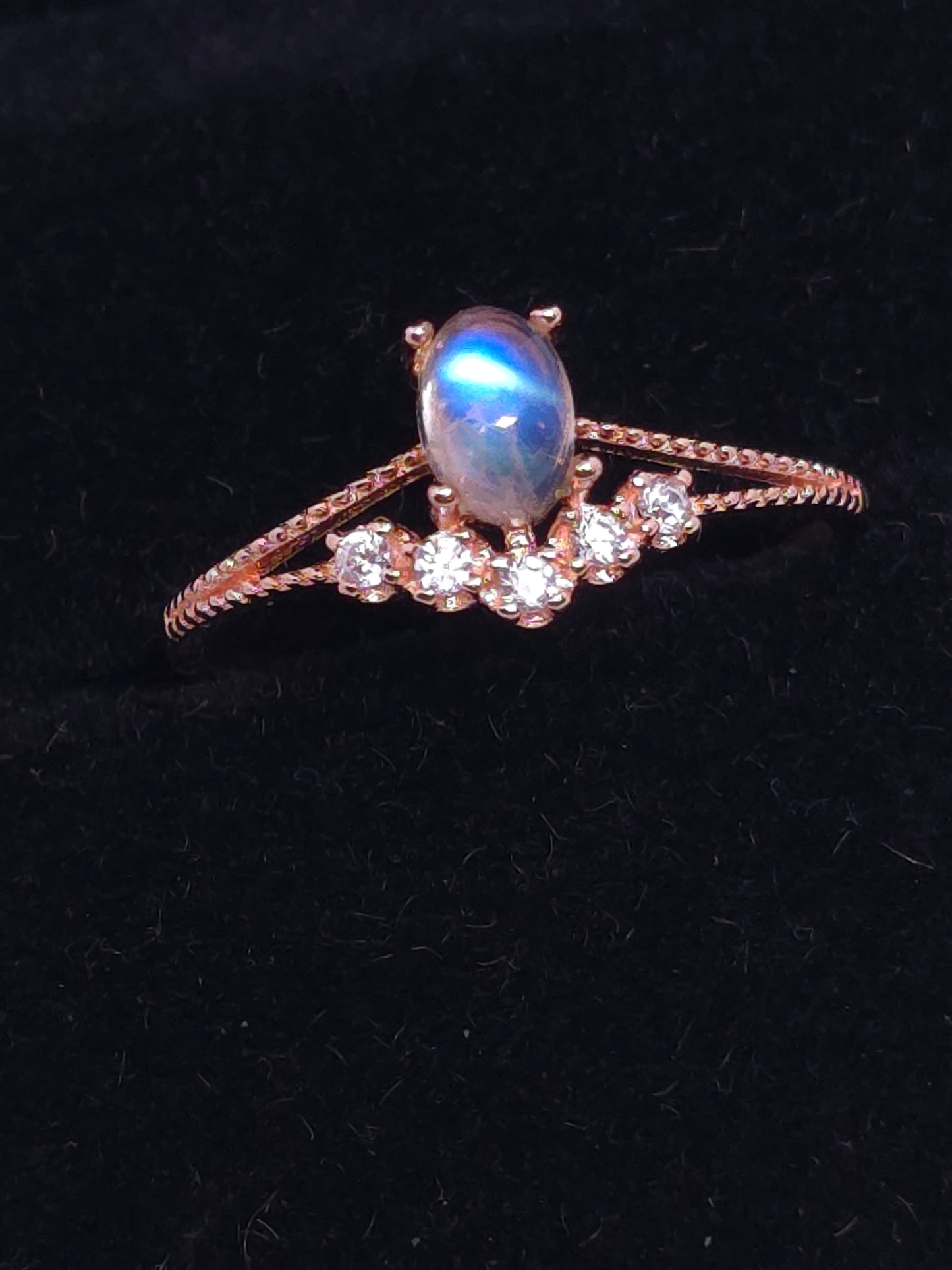 S925 - Moonstone Tiara Ring