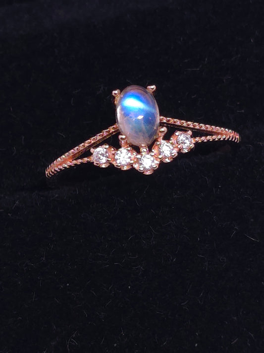 S925 - Moonstone Tiara Ring